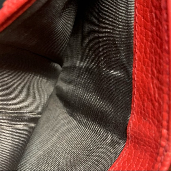 Final Price Drop! Authentic Pre owned Vintage Gucci Wallet - Picture 8 of 14